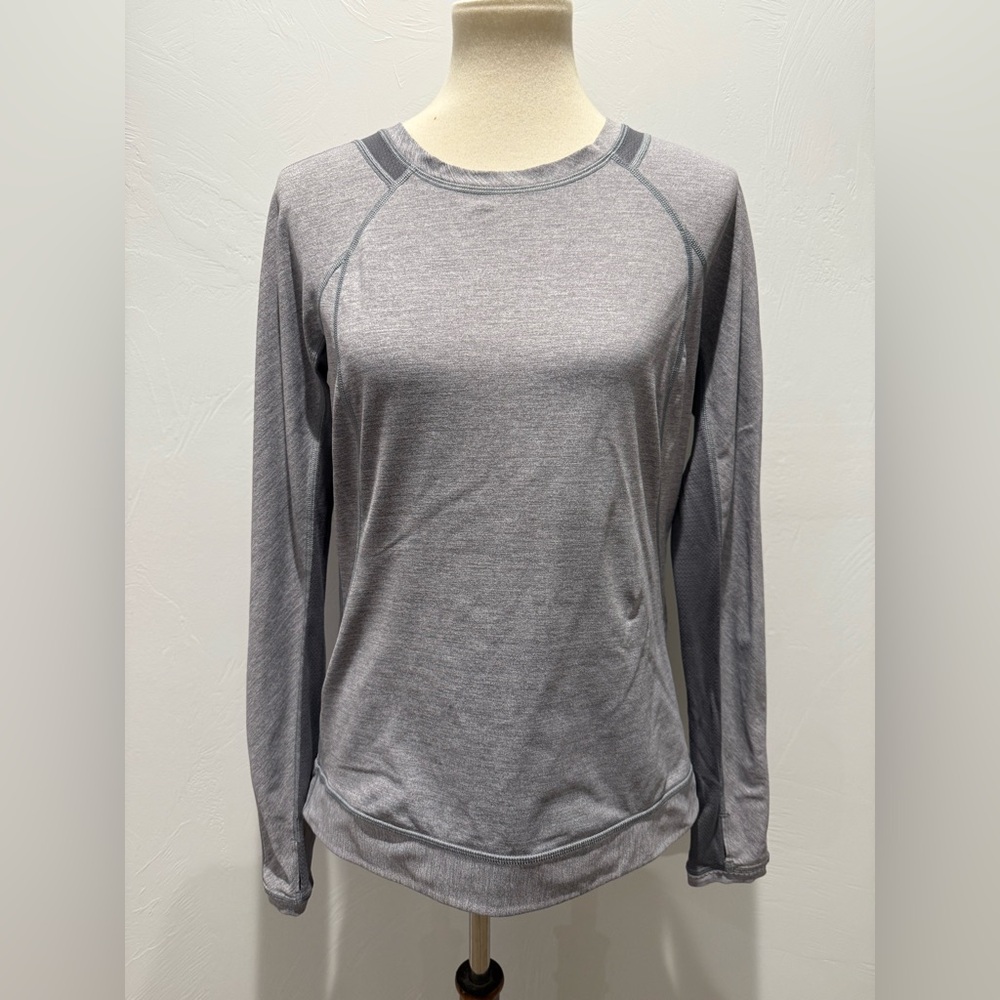 Lululemon Gray Long Sleeve Athletic Top